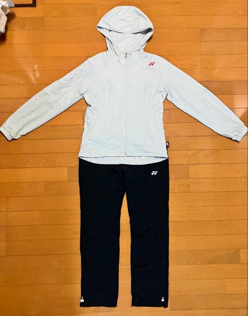 結*花様 【美品】ヨネックス　ウィンドブレーカー　ウォームアップウェア　上下セッ