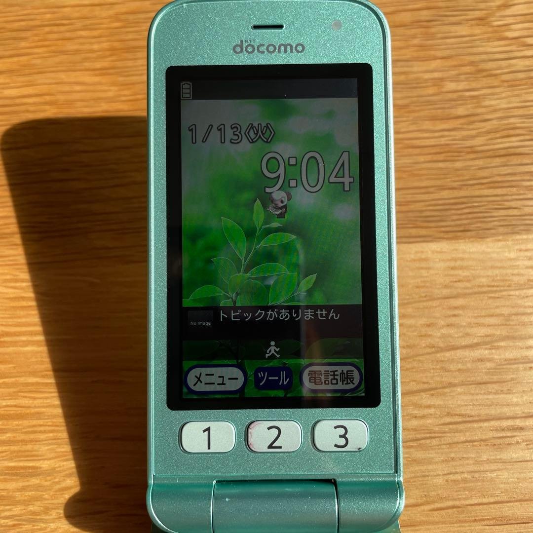 docomo らくらくホン F-02J ミントグリーン