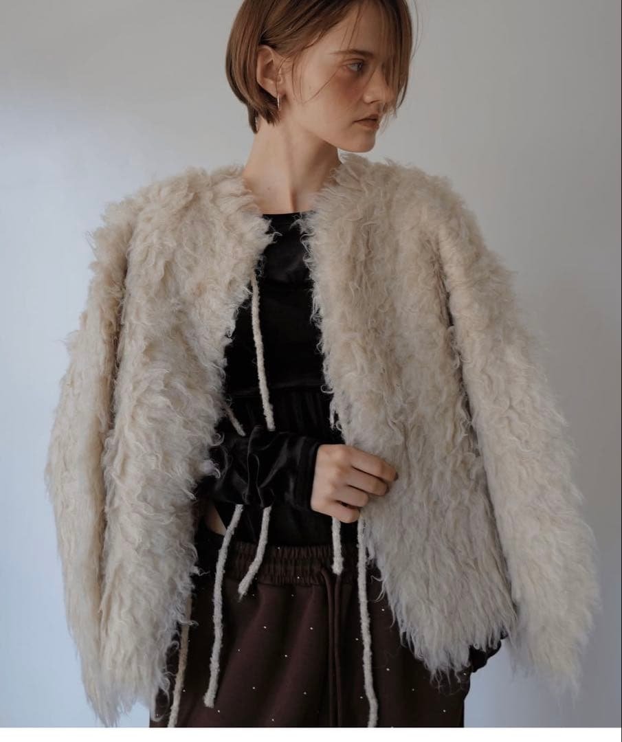 Trunc 88 ニットカーディガン アイボリー