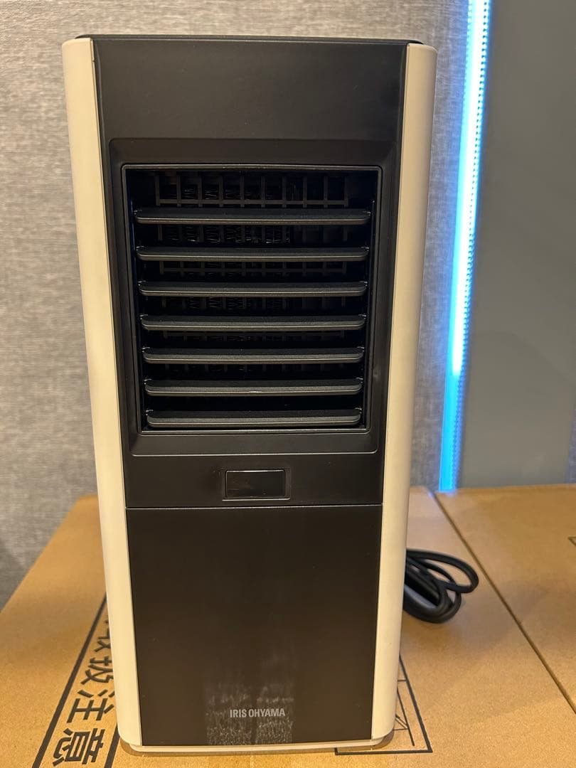 アイリスオーヤマ 大風量セラミックファンヒーター ACH-SM12A-W