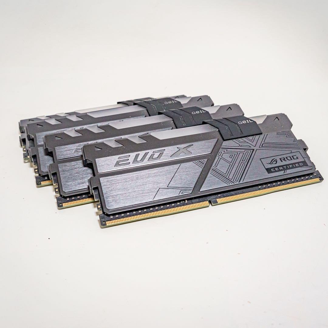 EVO X II ROG-CERTIFIED DDR4-3200 8GB×4