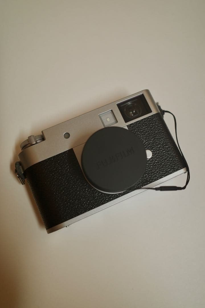 Fujifilm xhalf シルバー