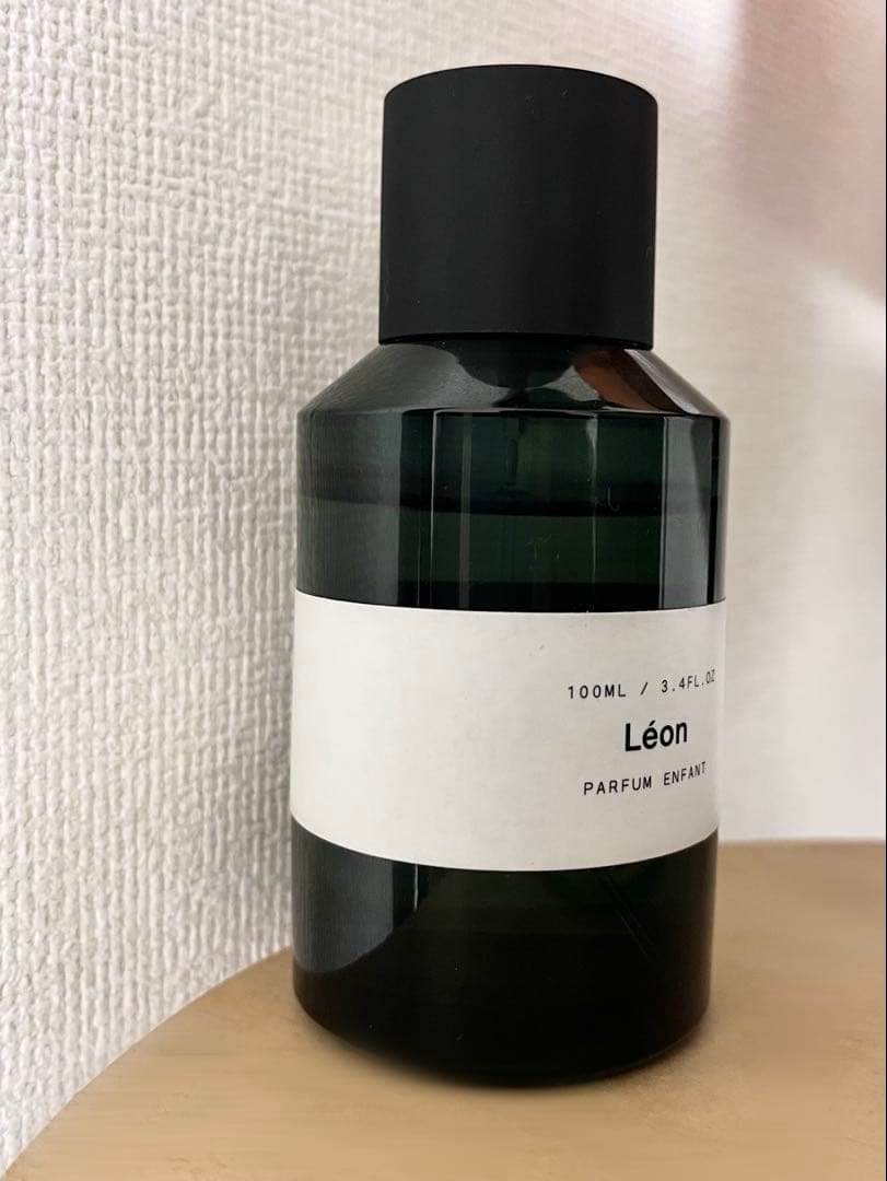 マリージャンヌ　レオン MARIEJEANNE LEON