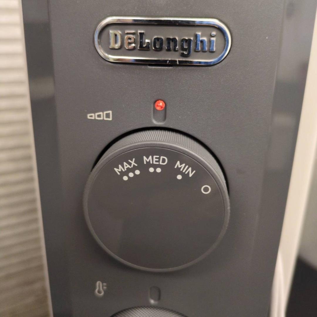 ☆デロンギオイルヒーター ヴェルティカルド RHJ21F0812-GY