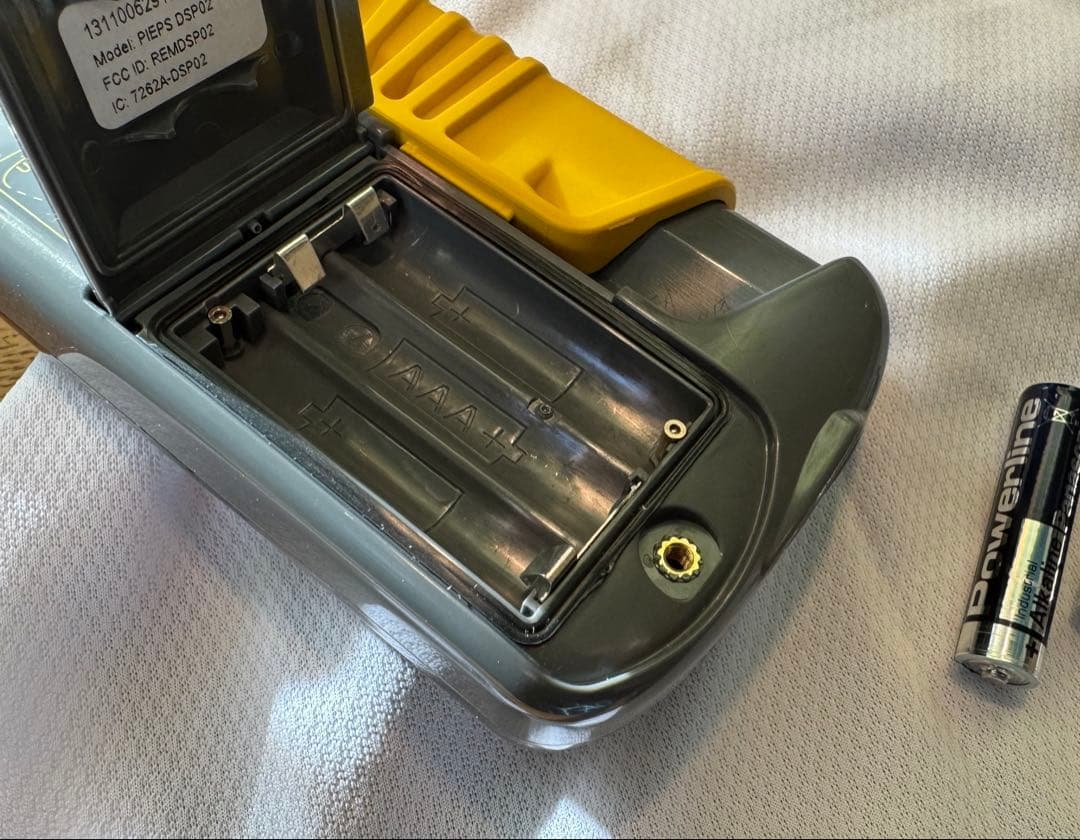 PIEPS　DSP Pro 　ピープス アバランチ ビーコン中古