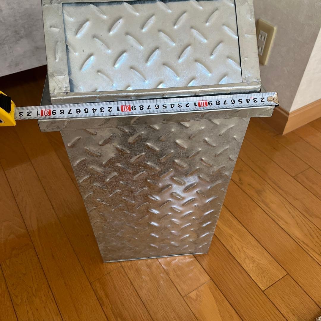 アルミゴミ箱　トラッシュボックス　オシャレ