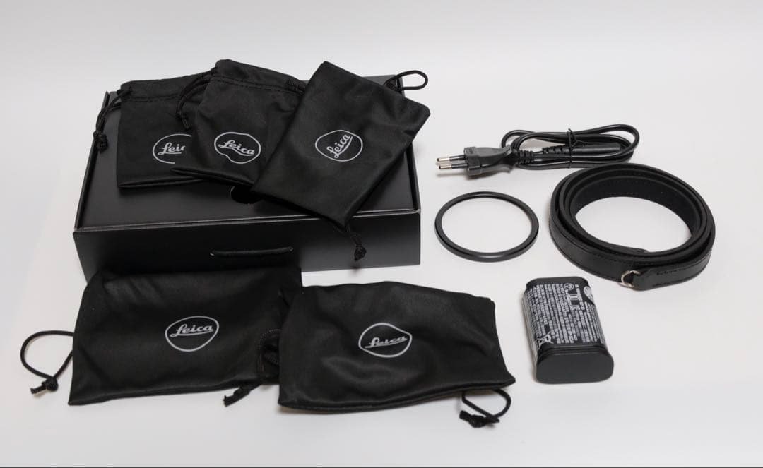 【美品】Leica (ライカ) Q2 オマケ多数