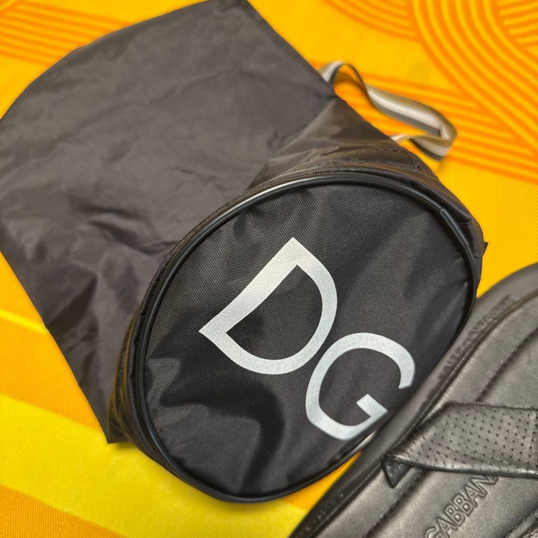 DOLCE & GABBANA ブラックトングサンダル 収納バッグ付き