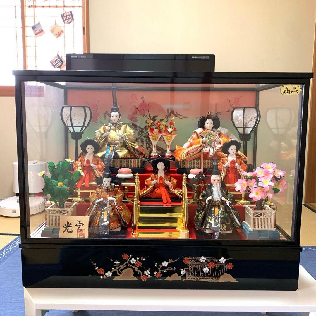 雛人形　7人飾り　3段　ケース　オルゴール　灯りつき