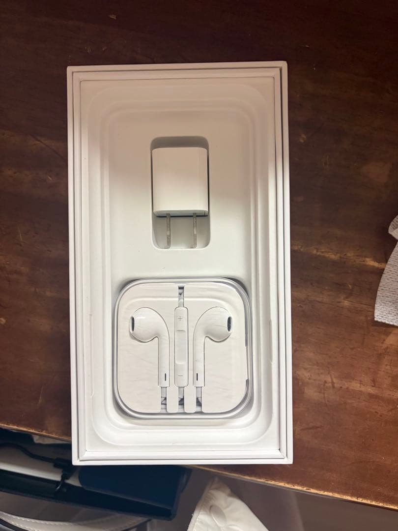 iPhone11 64G ホワイト