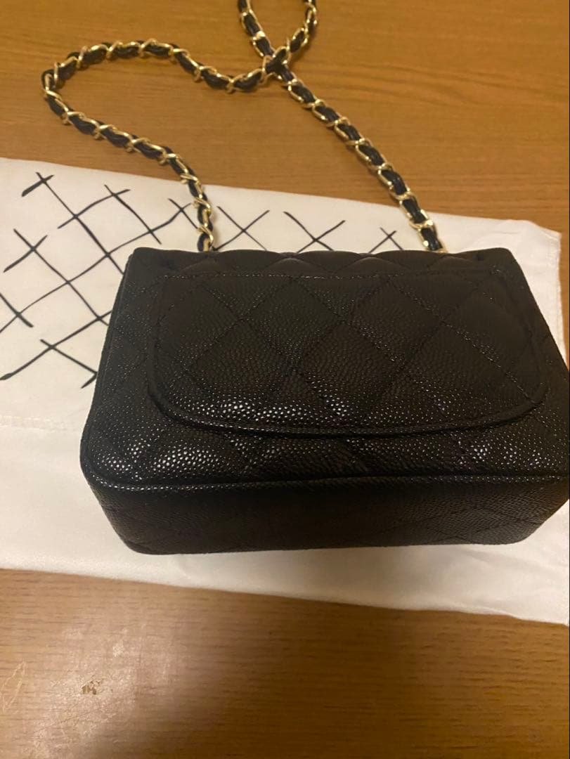 CHANEL キャビアスキン ショルダーバッグ