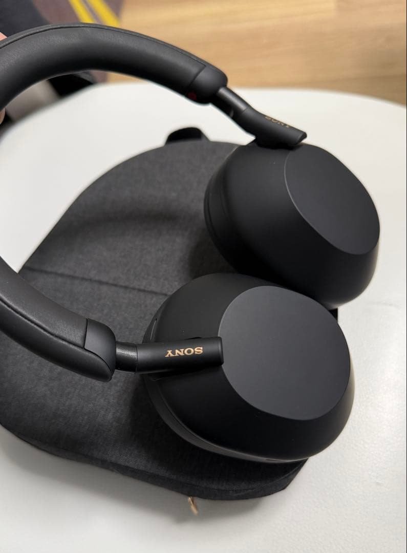 【美品】SONY ワイヤレスヘッドホン WH-1000XM5