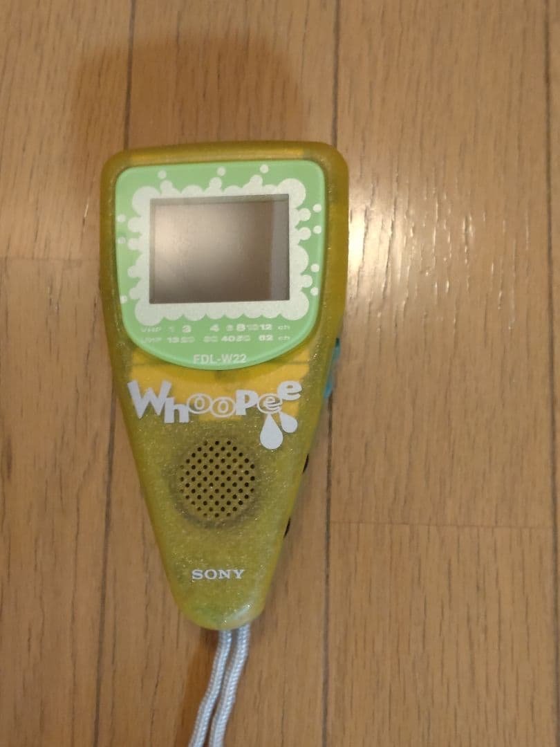 ジャンク　携帯アナログテレビ　whoopee SONY FL-W22スケルトン