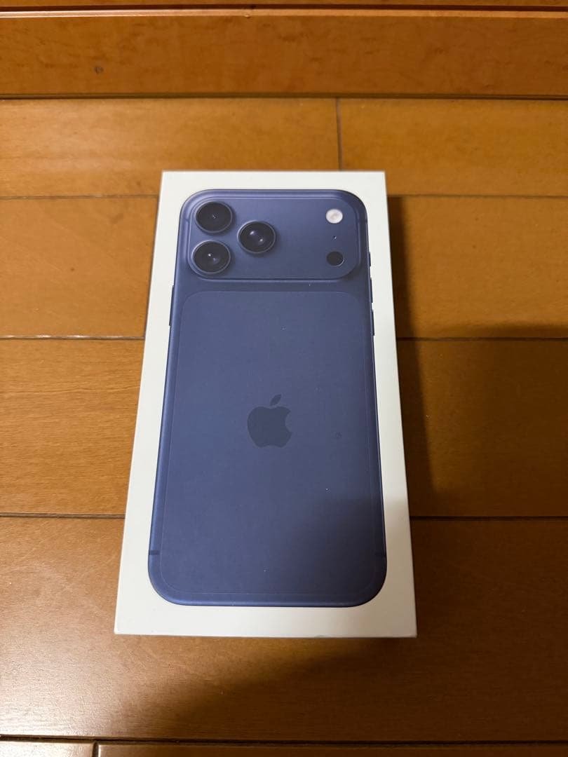 【海外版】iPhone17ProMax 512GB ディープブルー　希少品