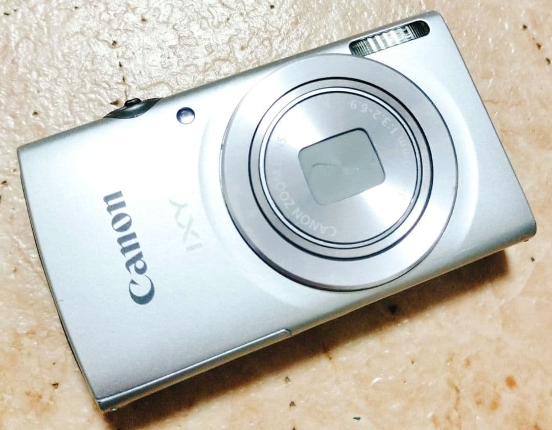 CANON IXY 200　デジタルカメラ　ジャンク