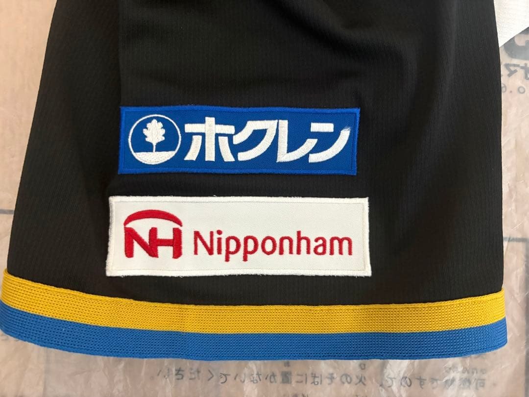 北海道日本ハムファイターズ　新庄剛志20周年記念ユニフォーム帽子セット